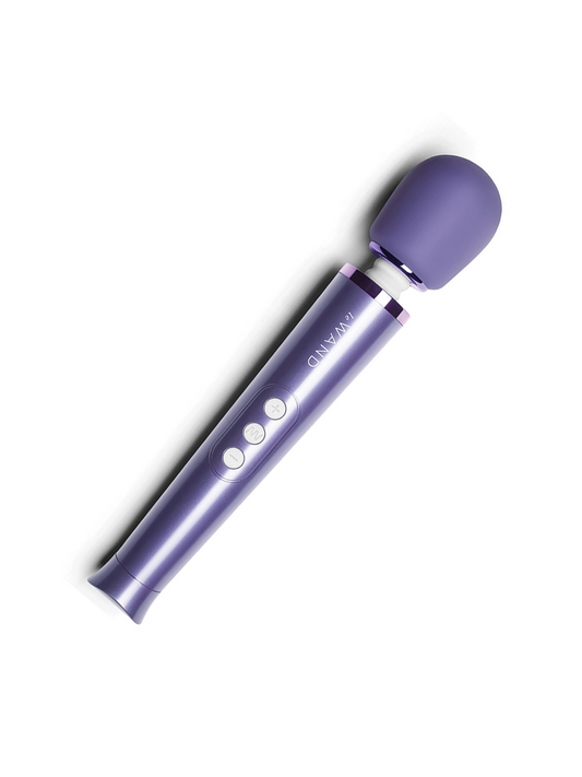 Le Wand Petite Wand in Violet